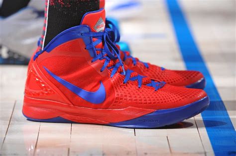 blake griffin hyperdunk.